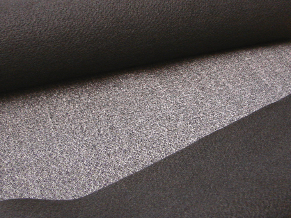 Fusible Needlefoam Black (Polyester/Viscose)
